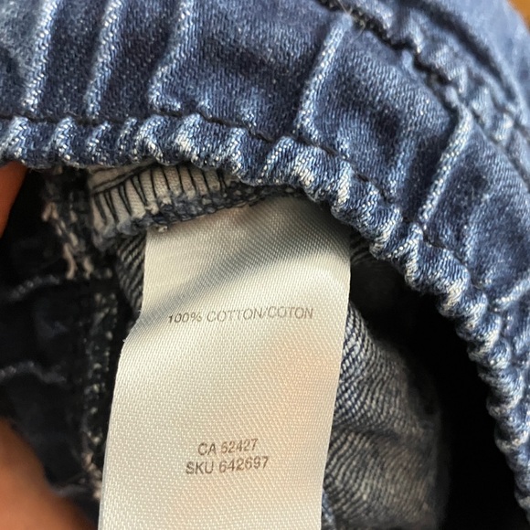 Kids size 5/6 Navy Jeans Drawstring Shorts - Picture 3 of 3